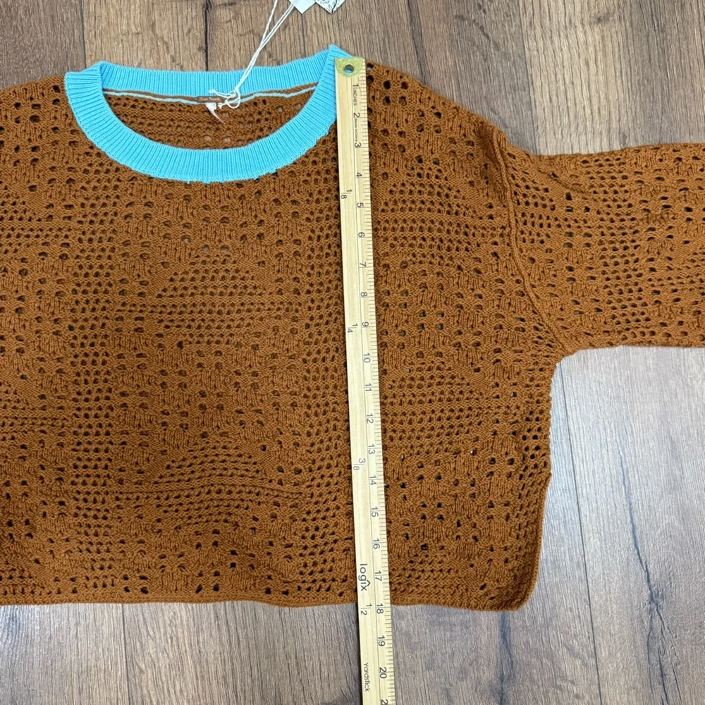 FREE PEOPLE brown and blue lined‎ crop sweater